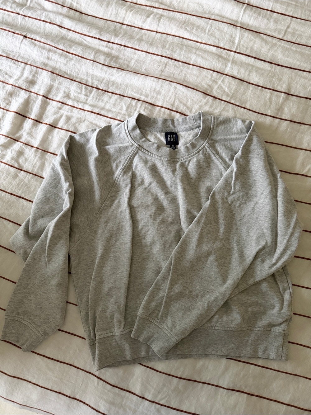 GAP Heather Gray Pullover Crewneck Sweatshirt